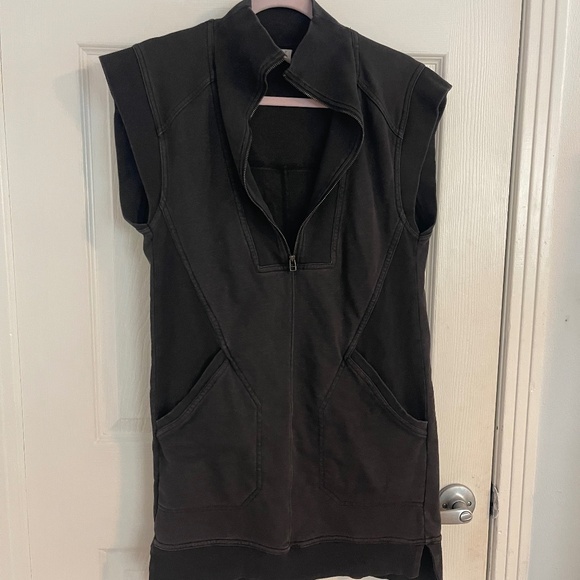 Anthropologie Daily Practice Meru Zip Up Dress - Picture 2 of 2